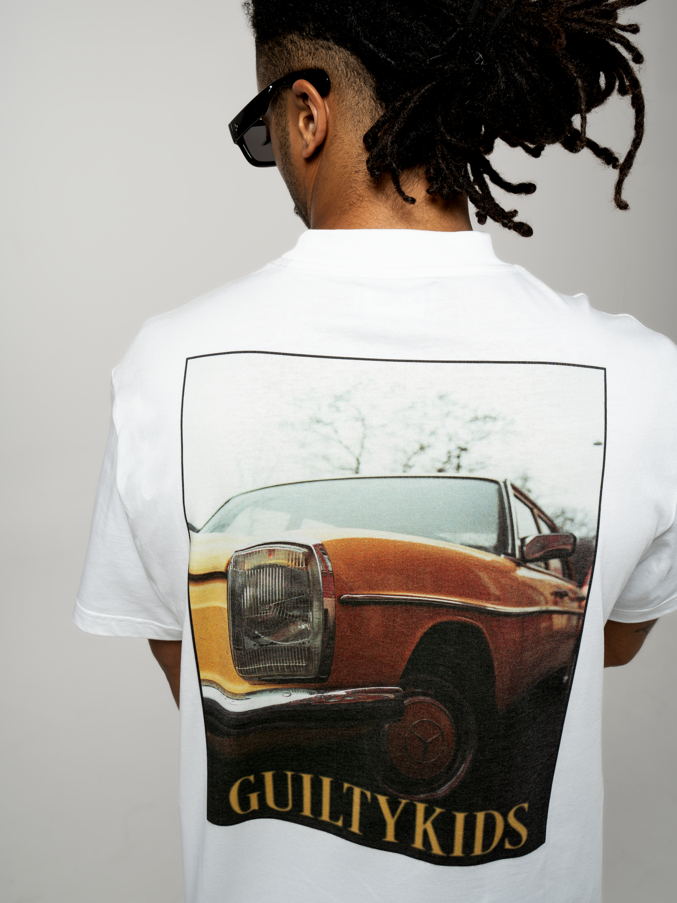 Daimler Club T-Shirt - Tops - Guilty Kids, oversized t-shirt, streetwear